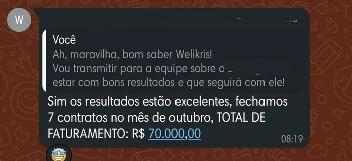 Print de WhatsApp: 7 contratos fechados no mês de outubro, total de faturamento R$ 70.000